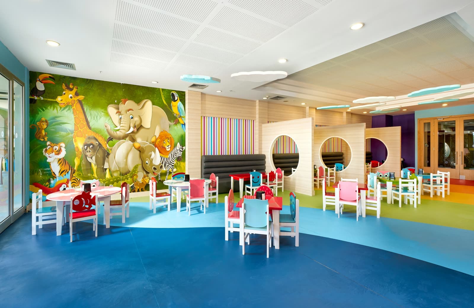 ZUZU KIDS RESTORAN diğer restoranlar kart görseli - Kefaluka Resort