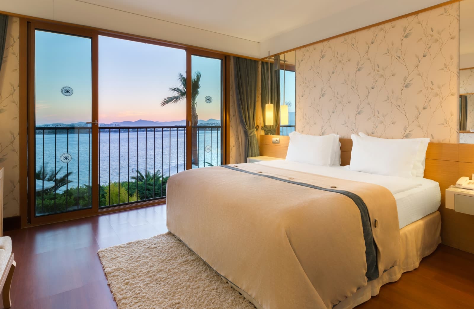 SUPERIOR SUITES diğer odalar kart görseli - Kefaluka Resort